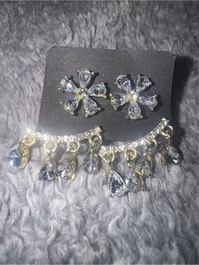 Source Unknown Gold Tone Clear Crystal Floral Drop Earrings - Women Jewelry
